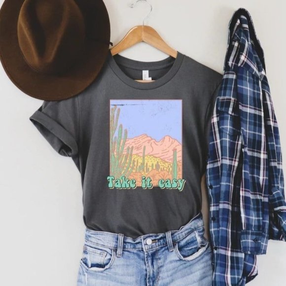 Whiskey Kiss Tops - TAKE IT EASY Handmade Graphic Tee